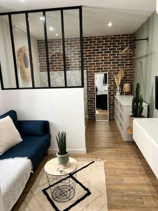 Studio 1 Neuf A 100 M Des Plages Et De La Gare Saint-Raphaël エクステリア 写真